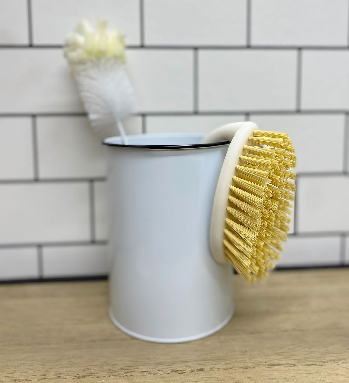 Cream Scrubbing Brush with Bamboo Wooden Handle - Daily Buy