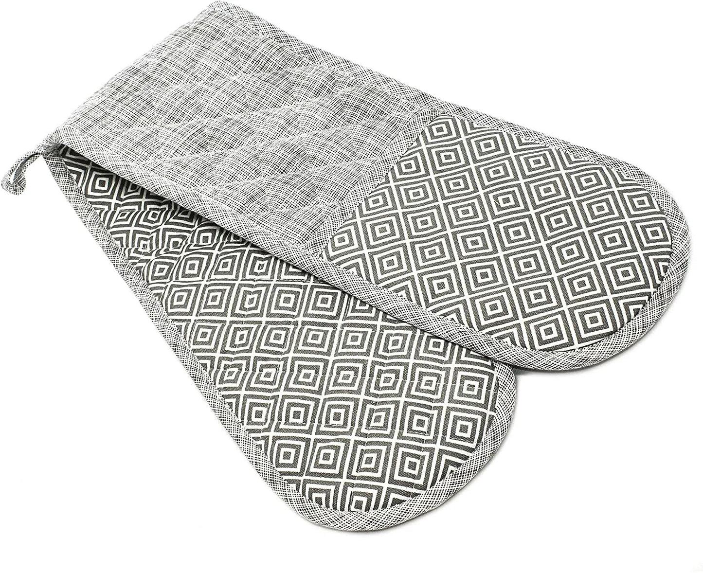 Traditional Oven Gloves