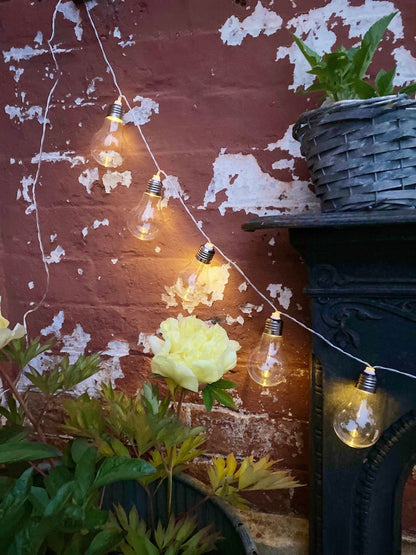 Solar Light Bulb Garland - Daily Buy
