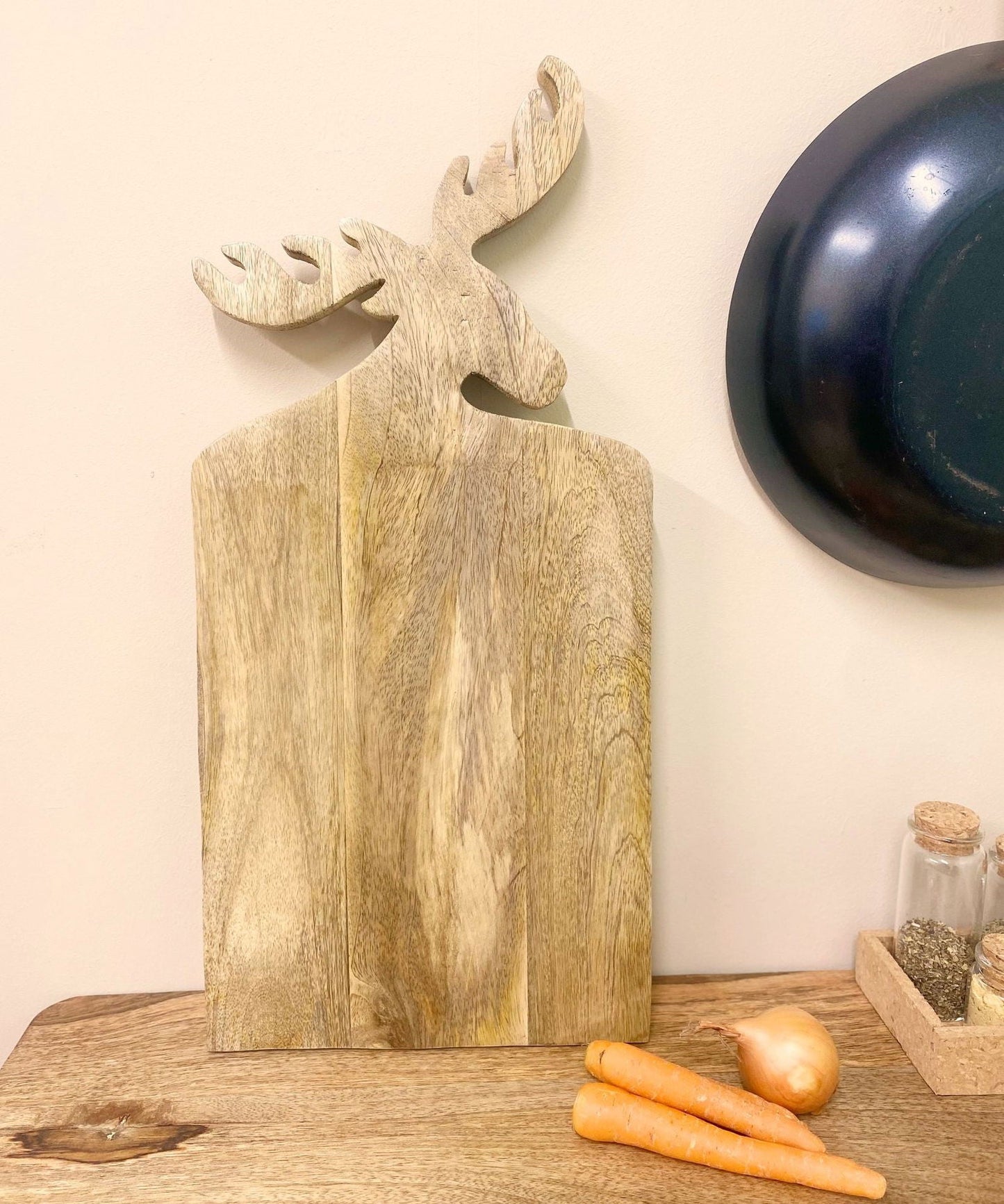 Wooden Deer Chopping Board 45cm - Daily Buy